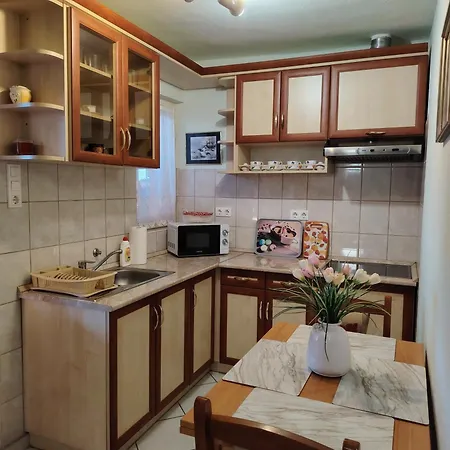 Horvath Kucko Apartment